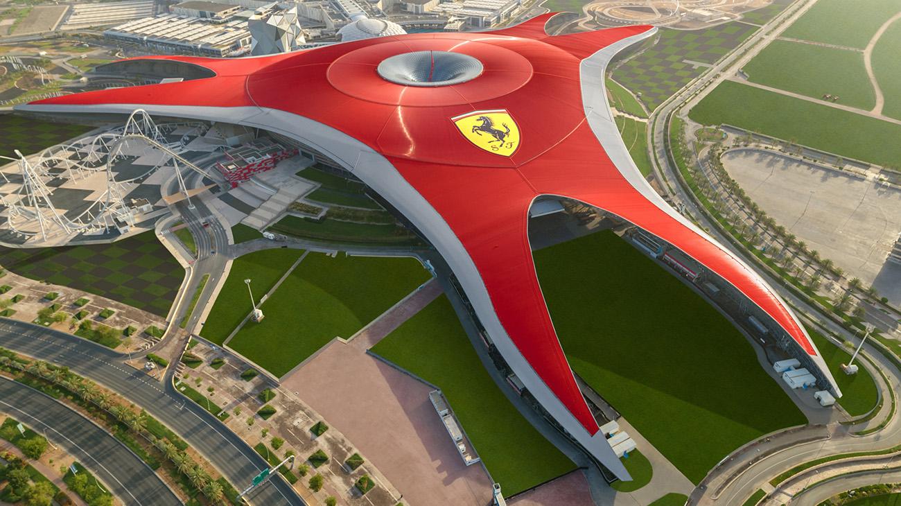 Ferrari World в Дубае