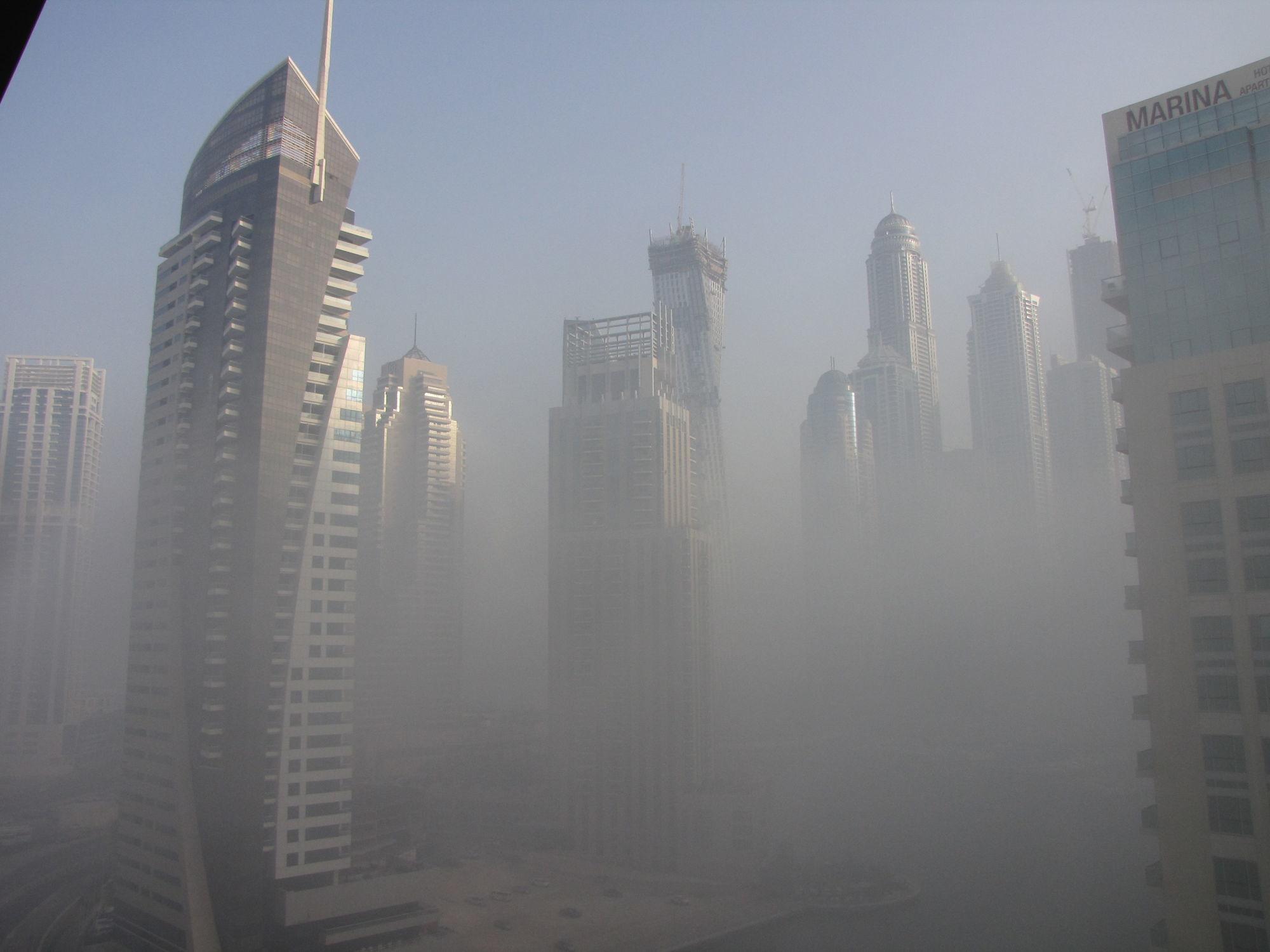 Фото непогоды в Дубае