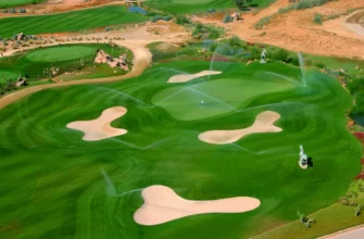 Посетите гольф-поле Palm Jumeirah Golf Resort в Дубае, ОАЭ.