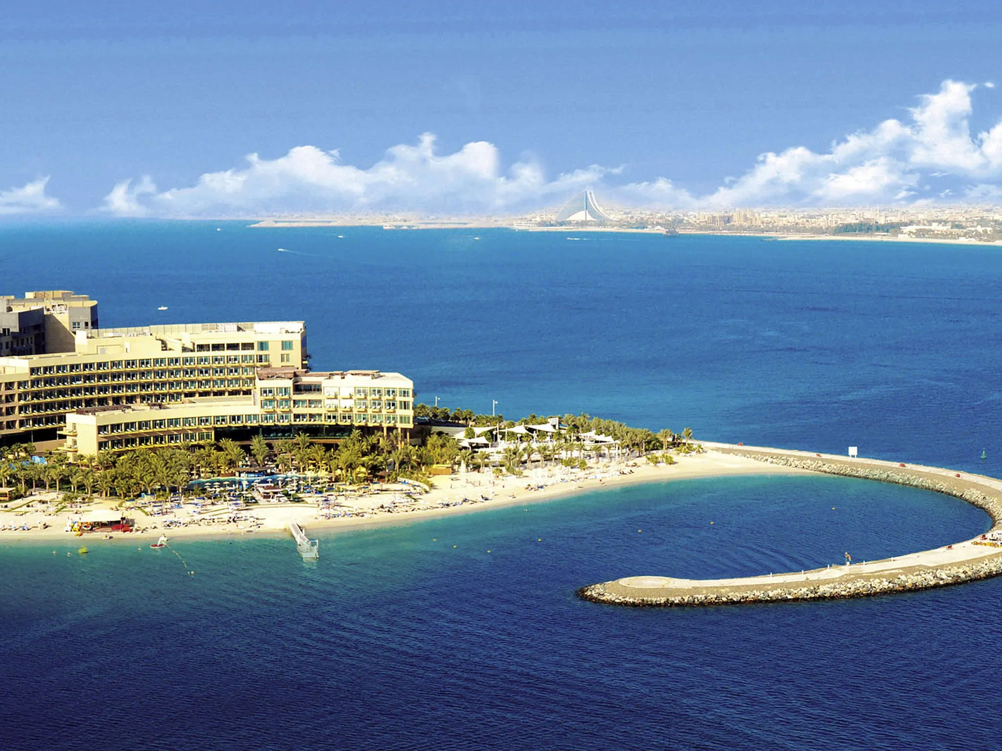 Роскошный курортный отель на искусственном острове в Дубае- Bulgari Resort Dubai