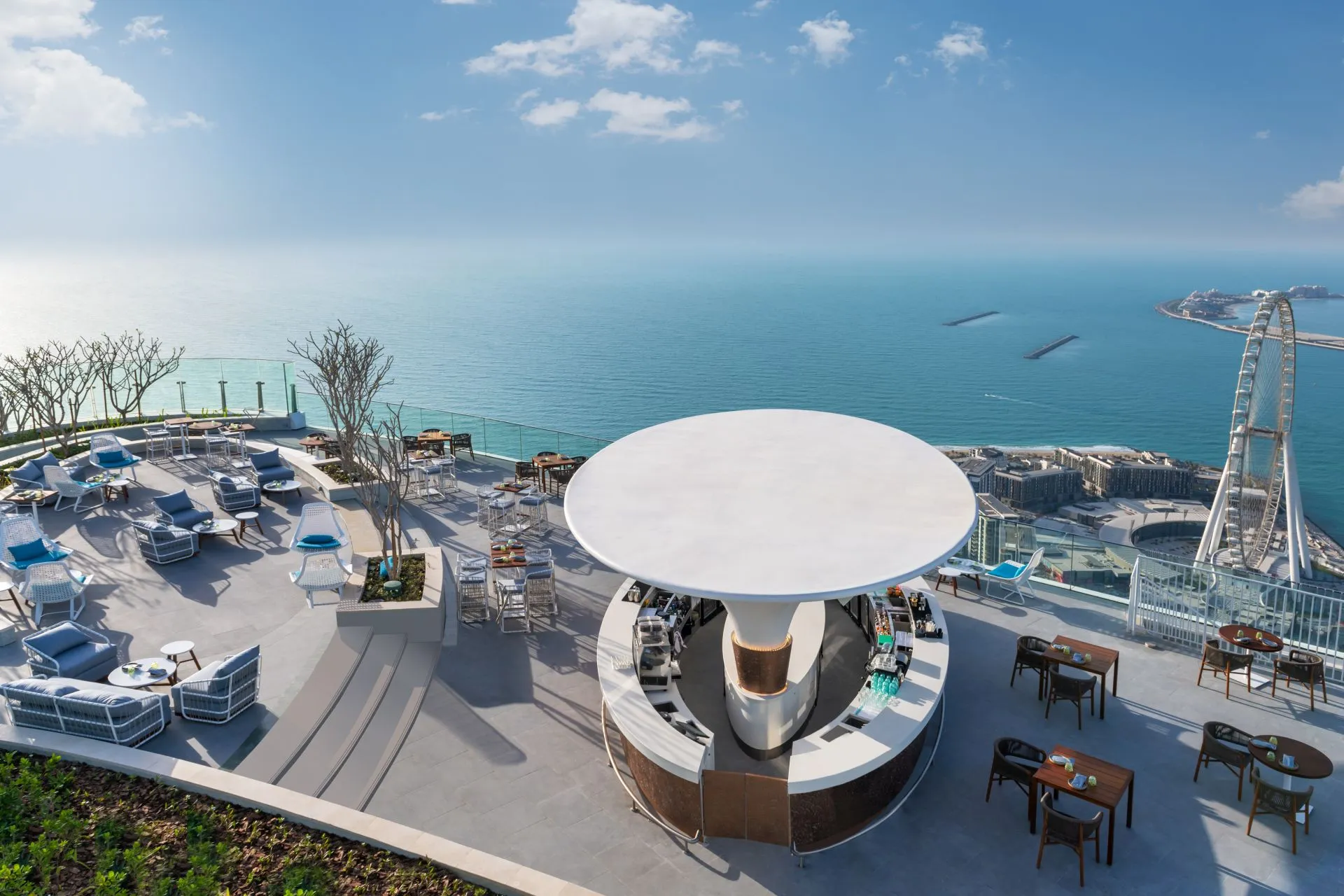 ZETA Seventy Seven - идеальное место для тех, кто ищет комфортный отдых в Дубае.