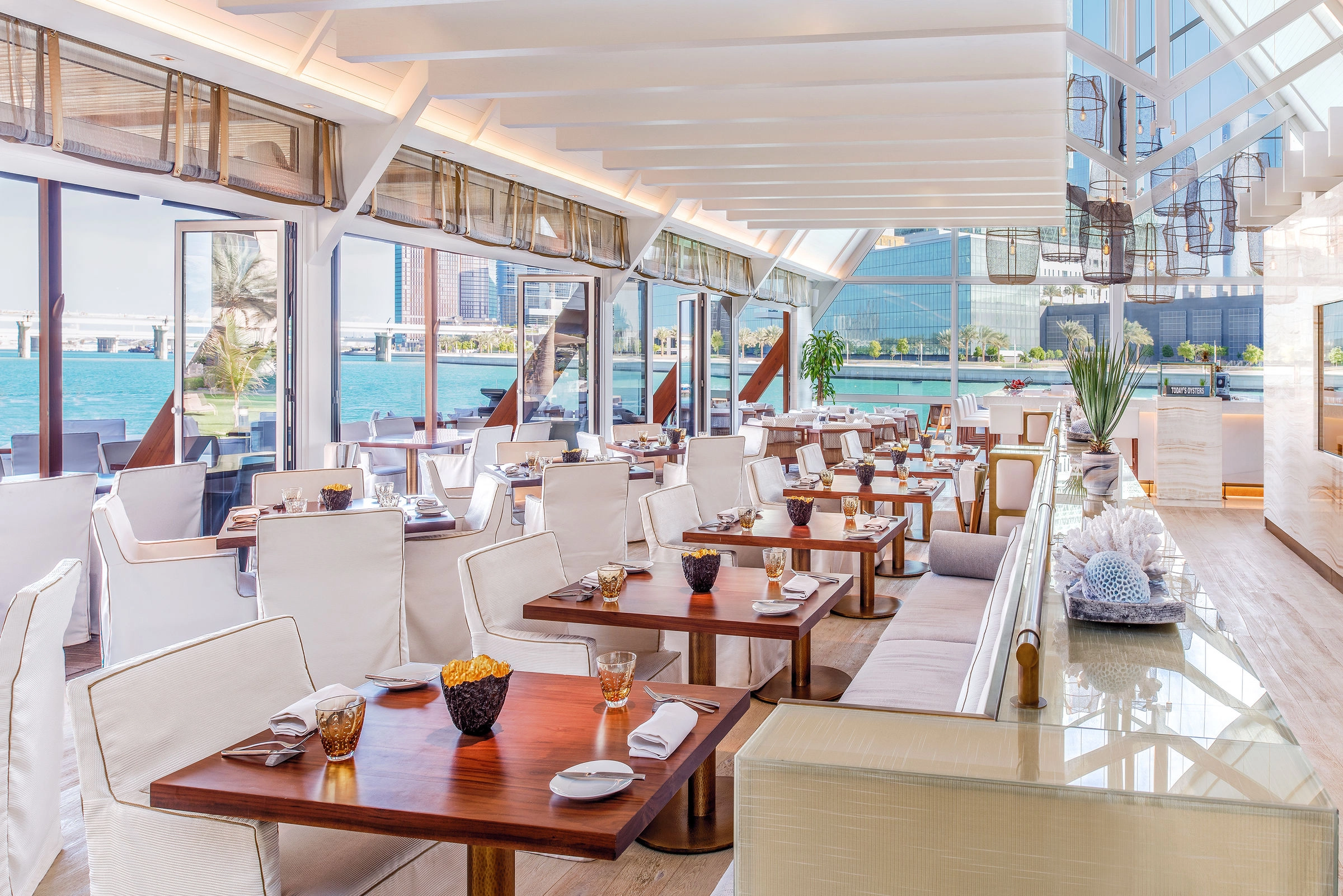 Лучшие рестораны с морепродуктами в ОАЭ
