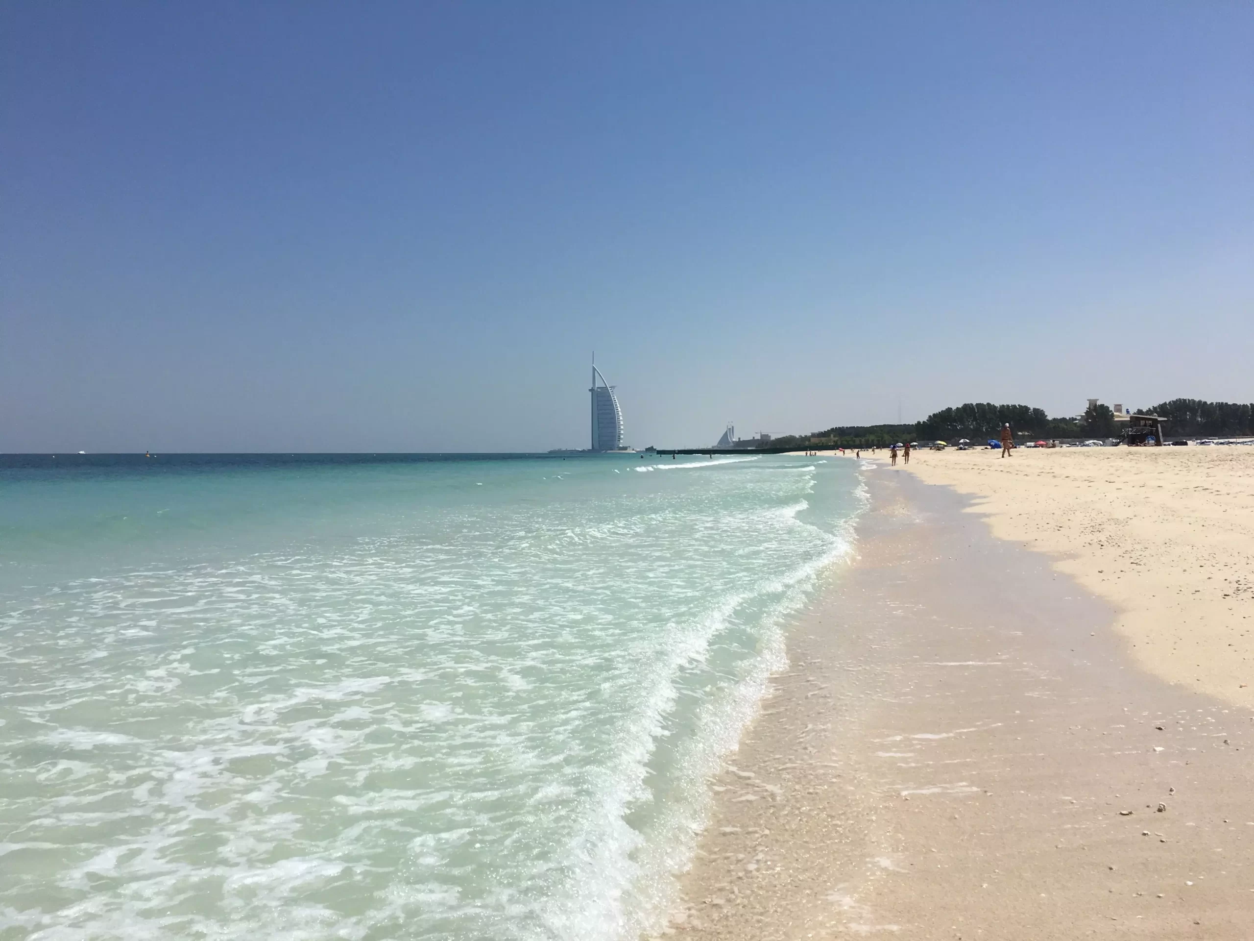 Отдых на пляже Дубай